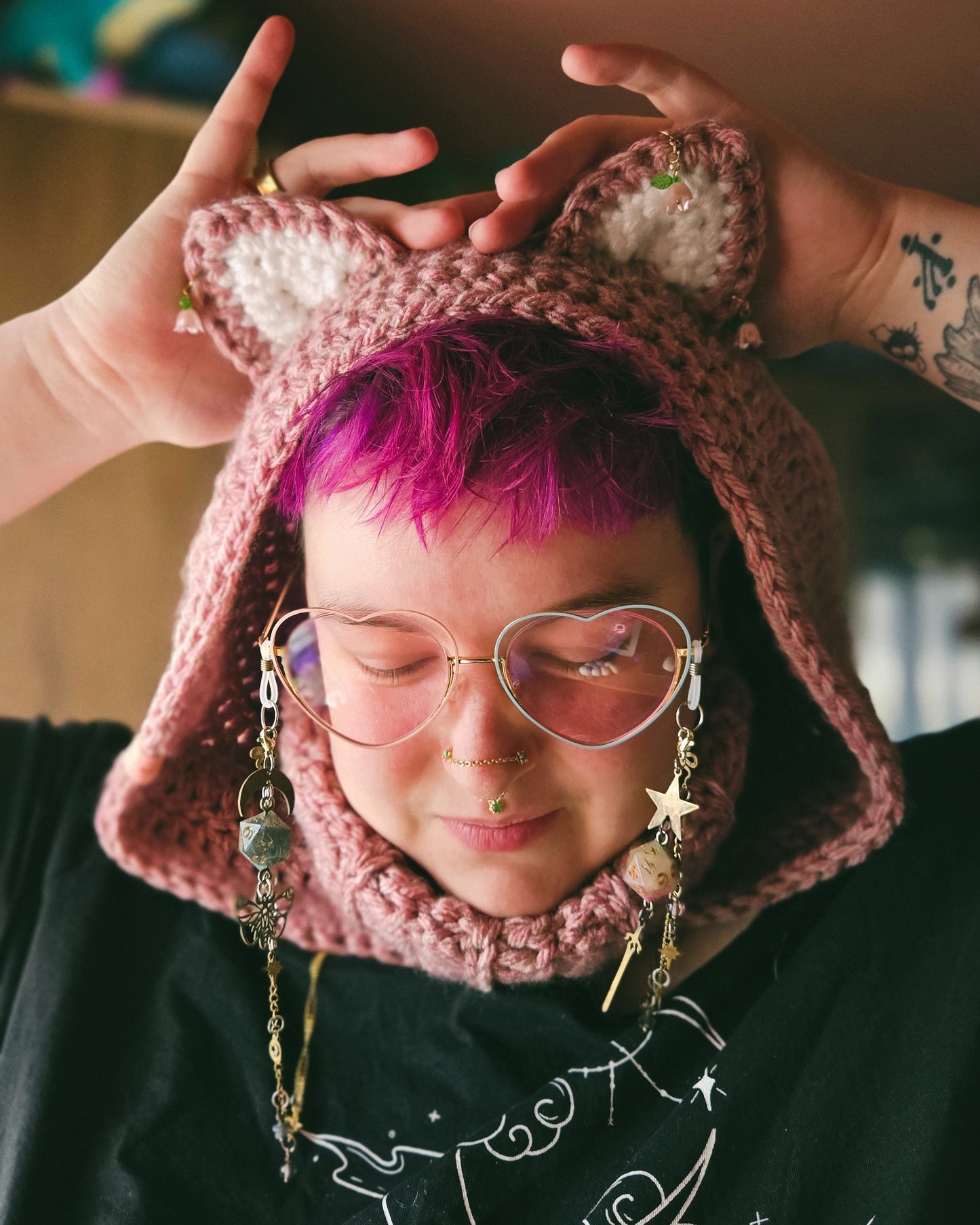 MADE-TO-ORDER: Berry Bud | Cat Hood