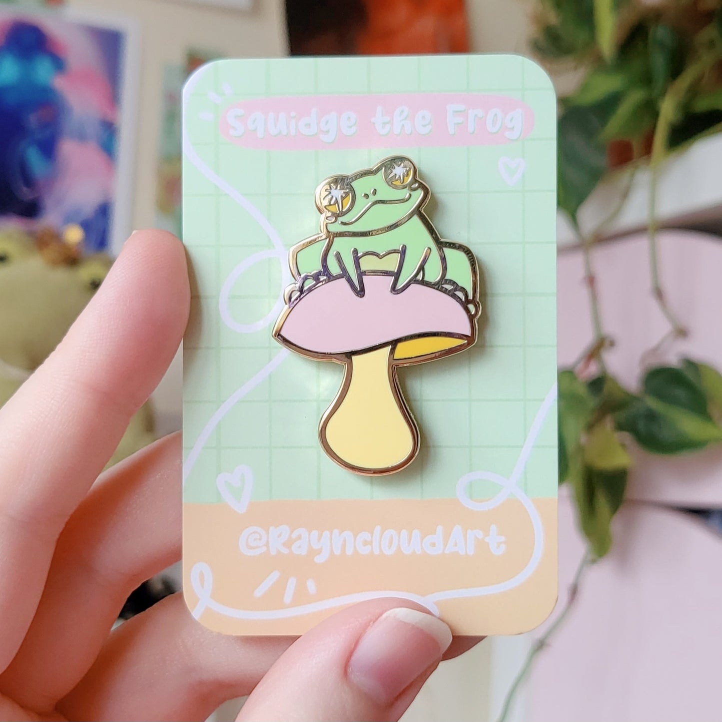 Mushroom Froggy | Squidge the Frog Enamel Pin